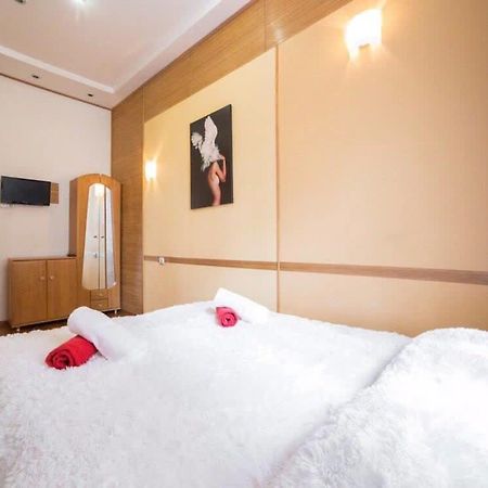 Rk Central Avenue Apartment Liov Exterior foto